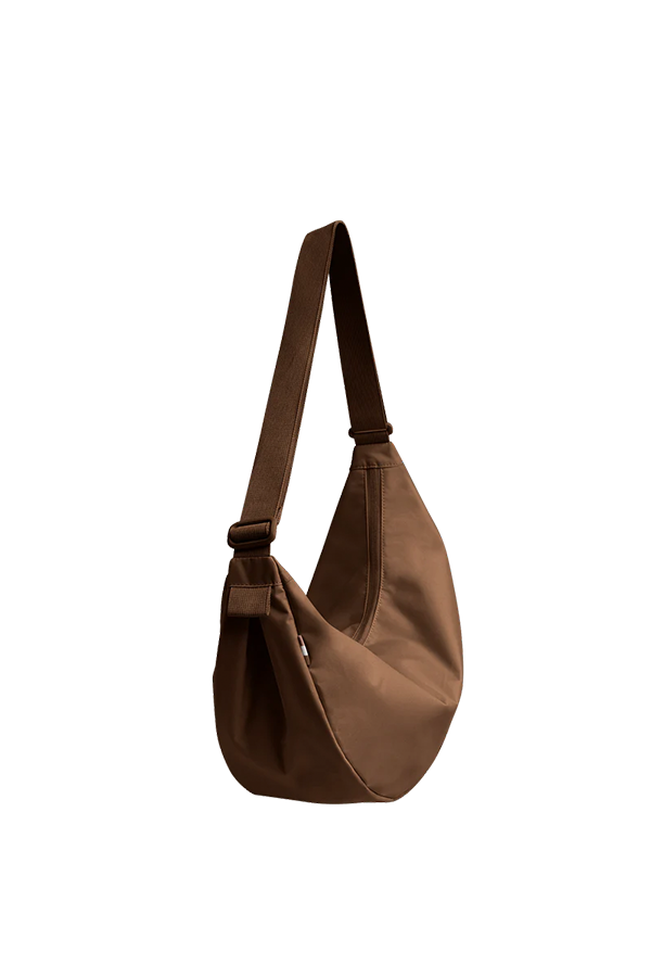 Moon Bag Large (Monochrome) | Trench - Visual Media Number 2 of 4