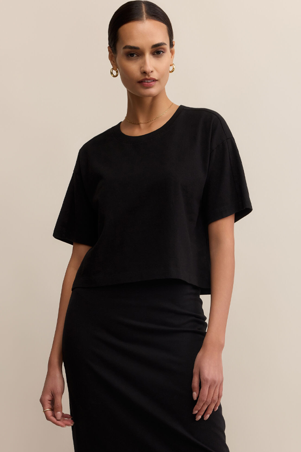 On The Go Tee | True Black - Visual Media Number 1 of 3