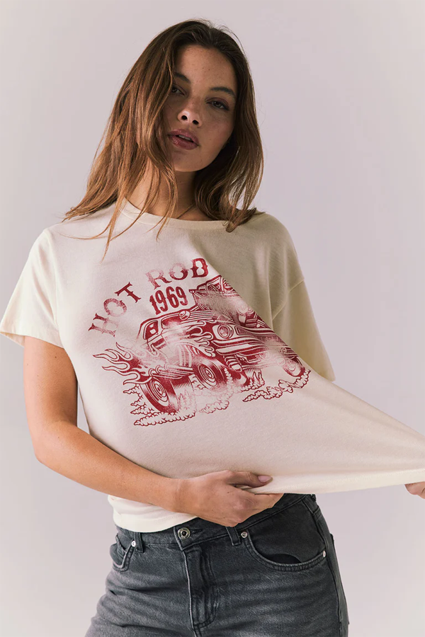Chaser Vintage Car Tee | Au Lait - Visual Media Number 1 of 3