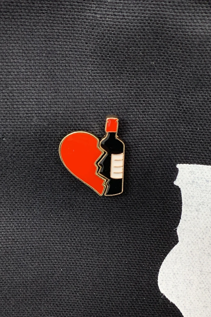 I Heart Wine Enamel Pin - Visual Media Number 1 of 1