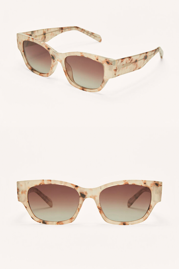 Roadtrip Sunglasses | Warm Sands - Gradient - Visual Media Number 3 of 3