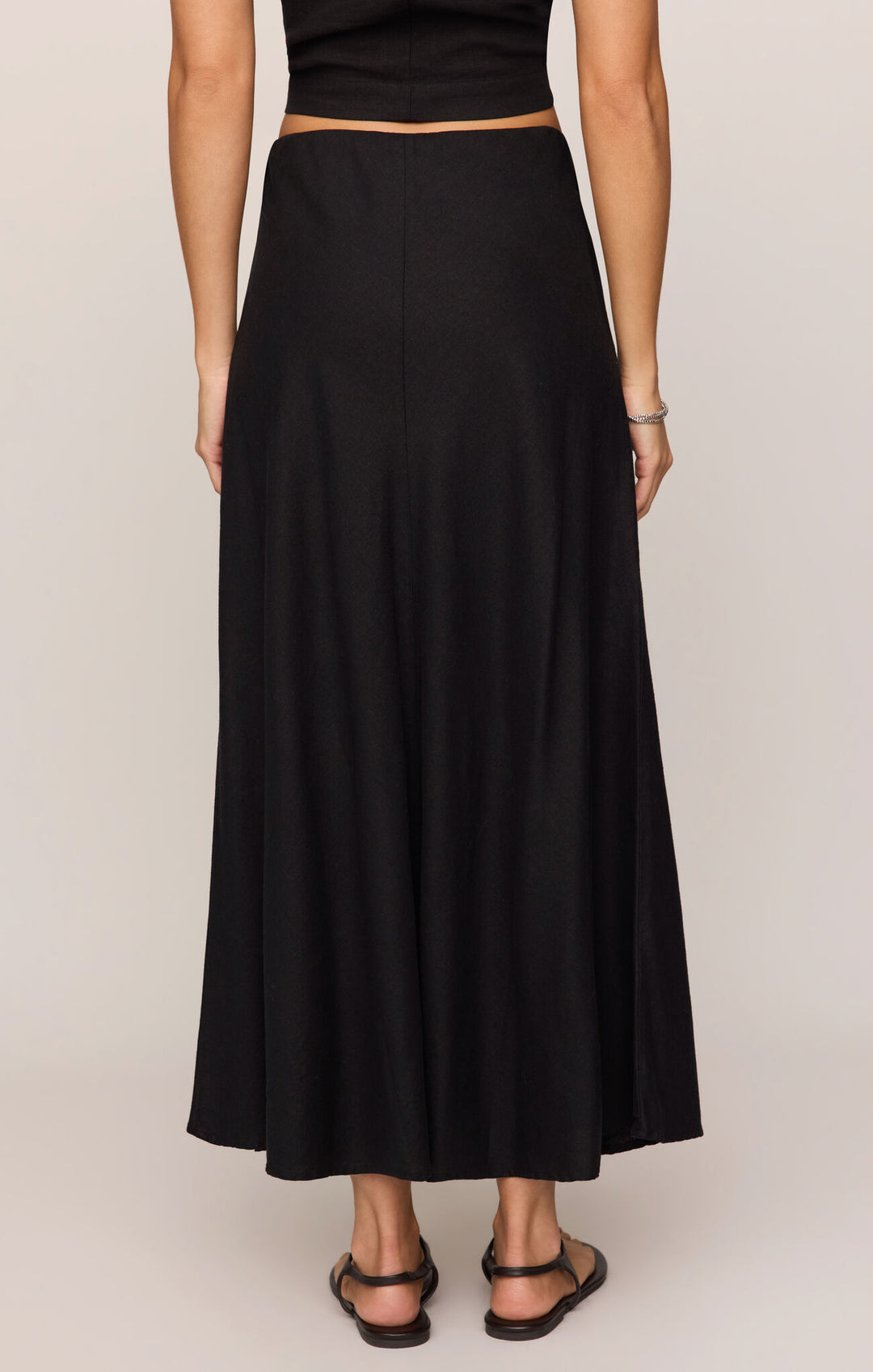 Meryl Skirt | Black - Visual Media Number 3 of 3