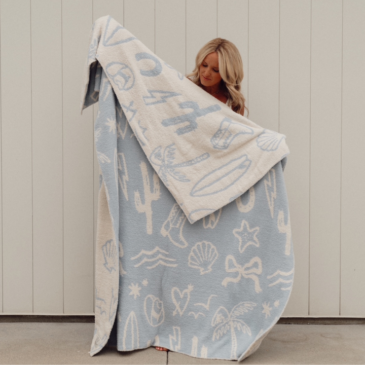 Coastal Cowgirl Luxe Home Blanket | Blue Cream - Thumbnail Image Number 5 of 5
