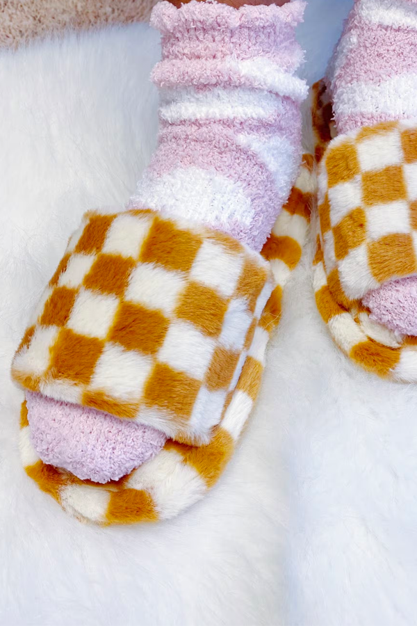 Luxe Checker Slipper | Sweet Brown - Thumbnail Image Number 2 of 2
