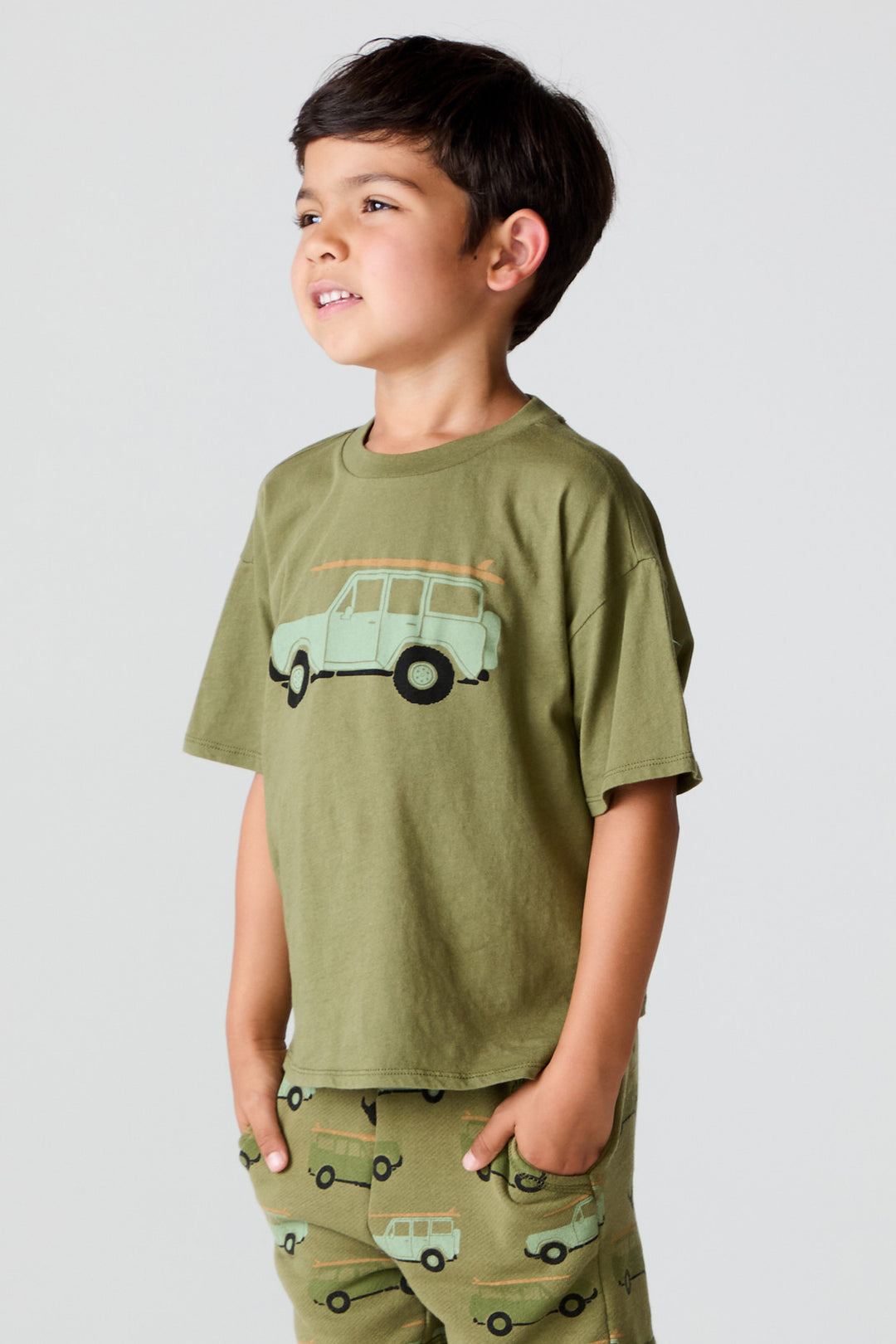 Beach Day Shirt | Alligator - Visual Media Number 1 of 1