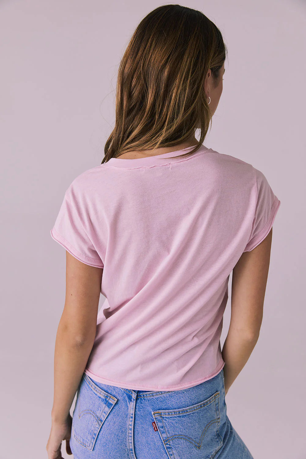 Gator V Neck Tee | Nose Pink - Visual Media Number 3 of 3