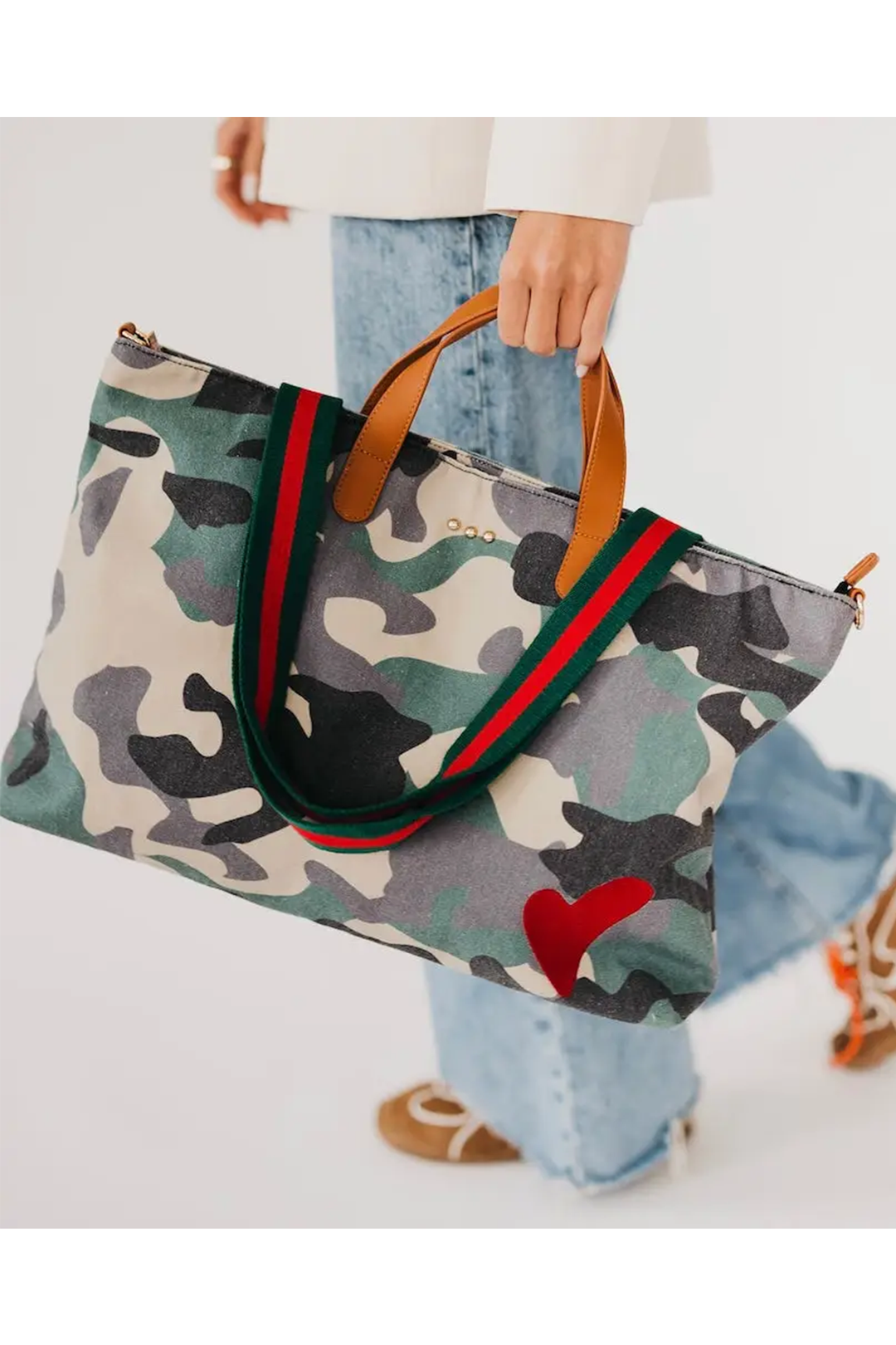 Chelsie Canvas Printed Tote | Camo - Visual Media Number 1 of 1