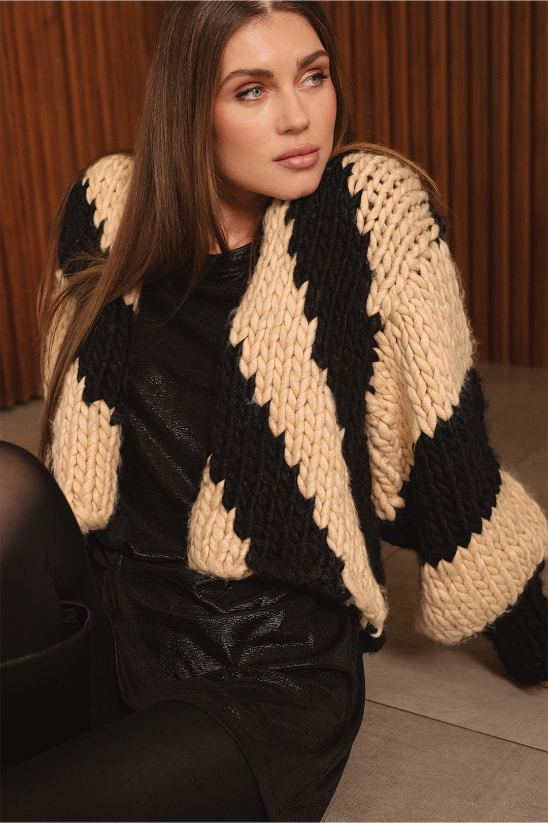 Chunky Cardigan Sweater | Beige Black - Visual Media Number 1 of 1