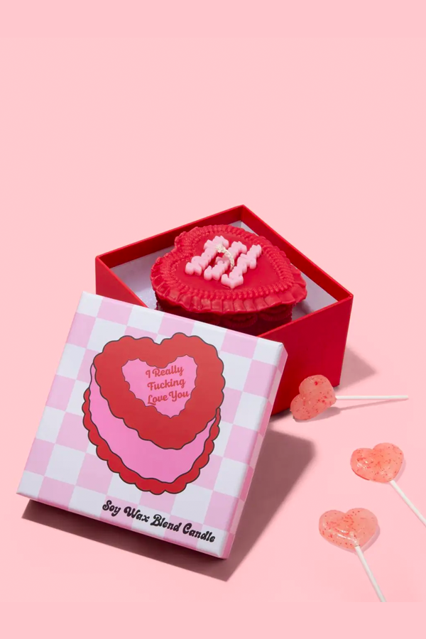 I Really Fucking Love You Heart Candle - Thumbnail Image Number 2 of 2
