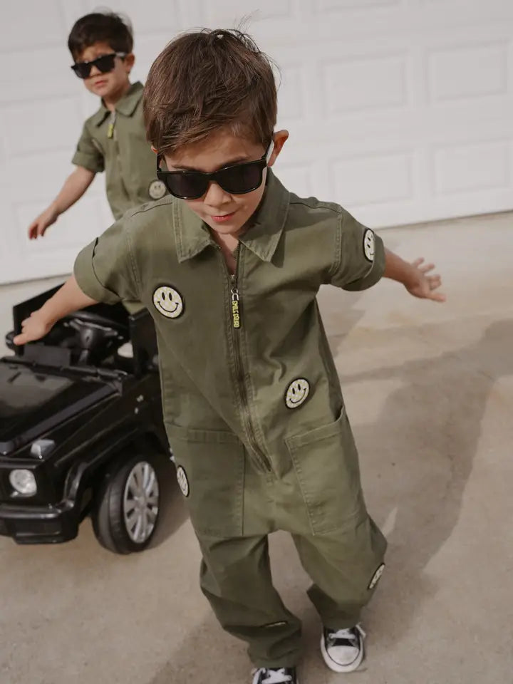 Smile Squad Mechanic Suit - Visual Media Number 1 of 3