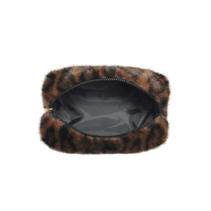 Cosmetic Pouch | Leopard - Visual Media Number 3 of 4