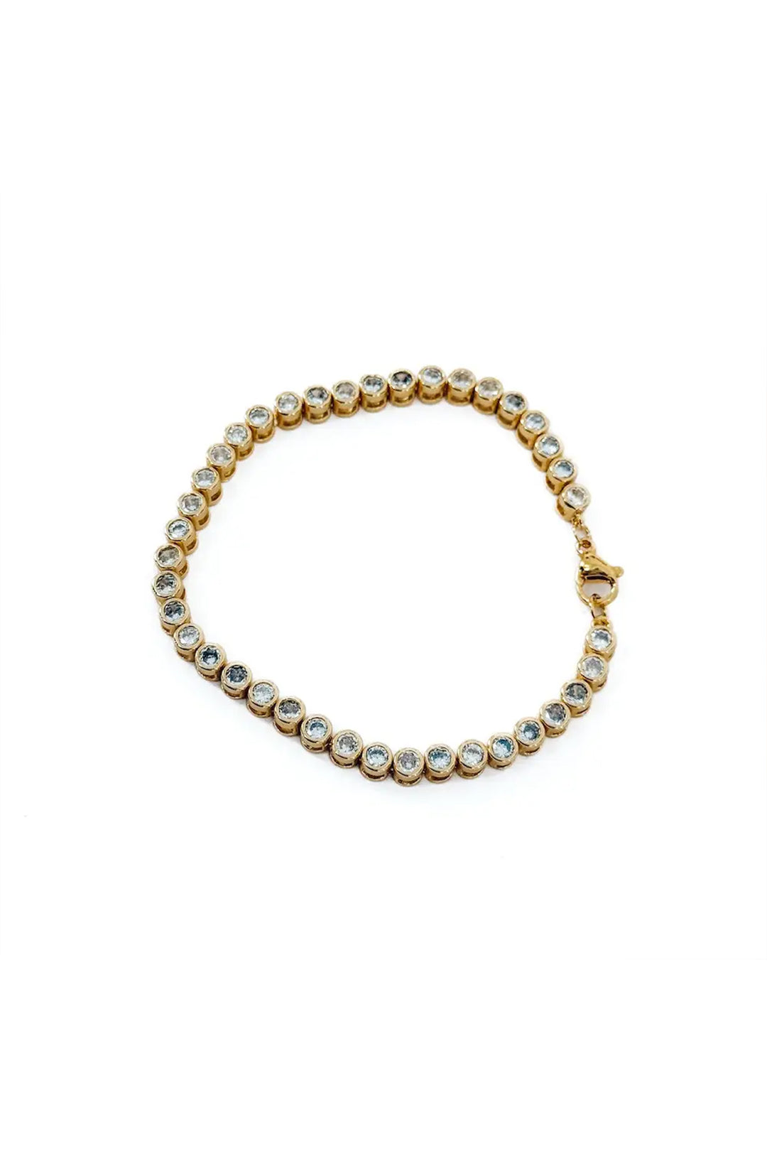 Tennis Bracelet Frosted in Diamonds | Gold - Visual Media Number 1 of 1