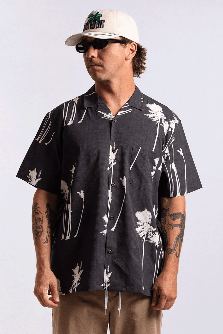 Hurricane Palm Stretch Buttonup | Black - Thumbnail Image Number 2 of 2
