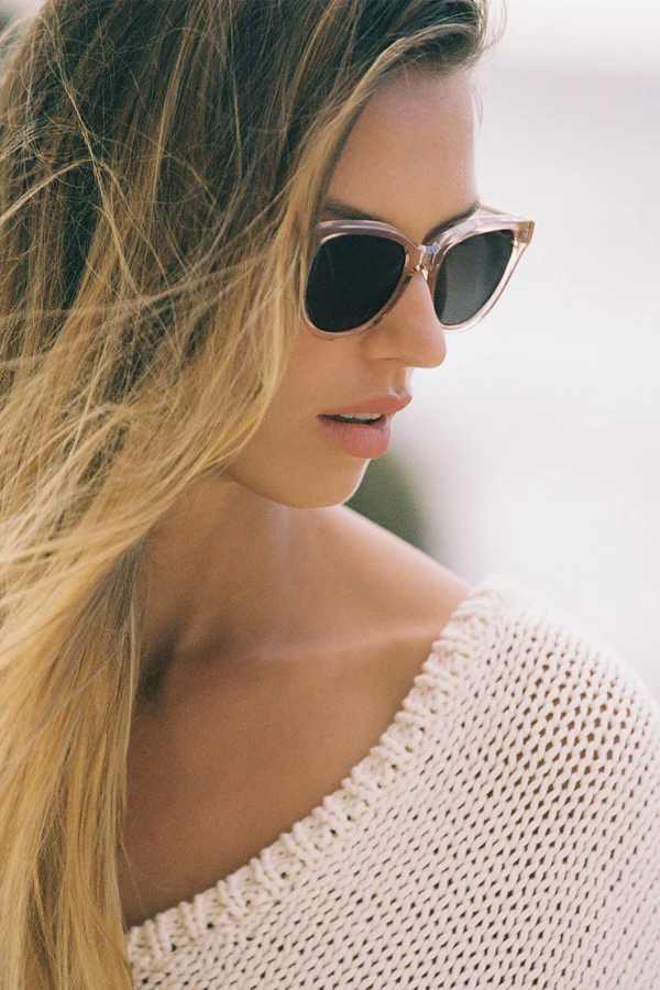 Shoreline Sunglasses | Sand - Gradient - Thumbnail Image Number 1 of 3
