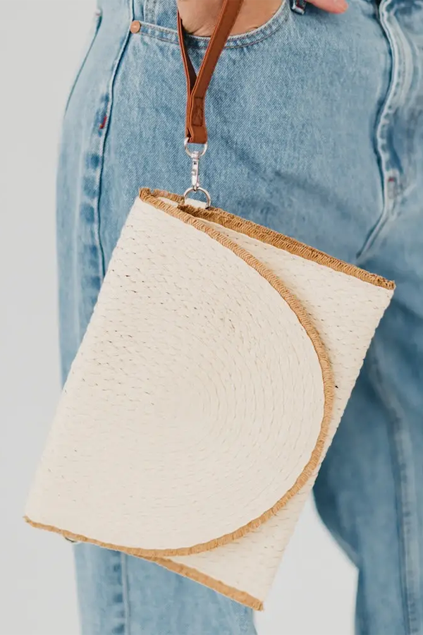 Turks & Caicos Crossbody Clutch | Cream - Visual Media Number 1 of 1