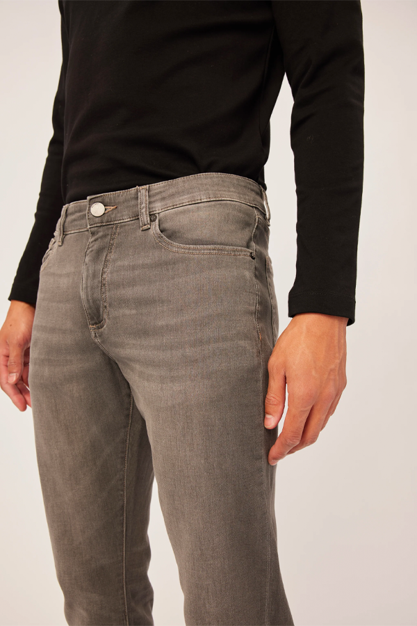 Russell Slim Straight Jeans 32" | Starship - Main Image Number 4 of 4