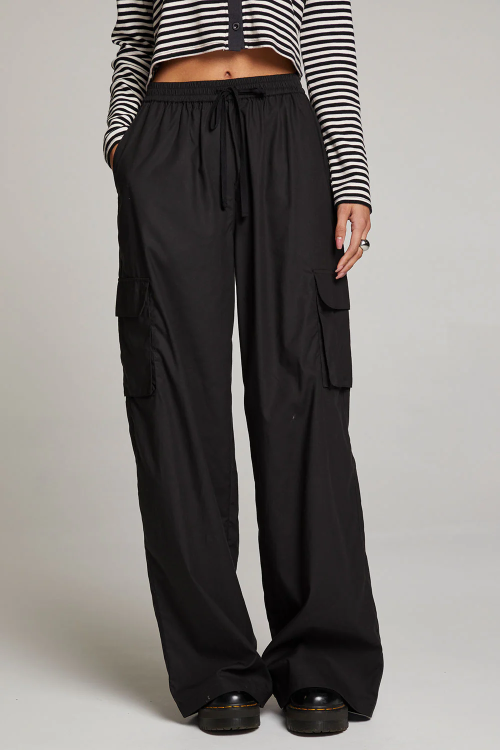 Iris Trouser | Licorice - Visual Media Number 1 of 3