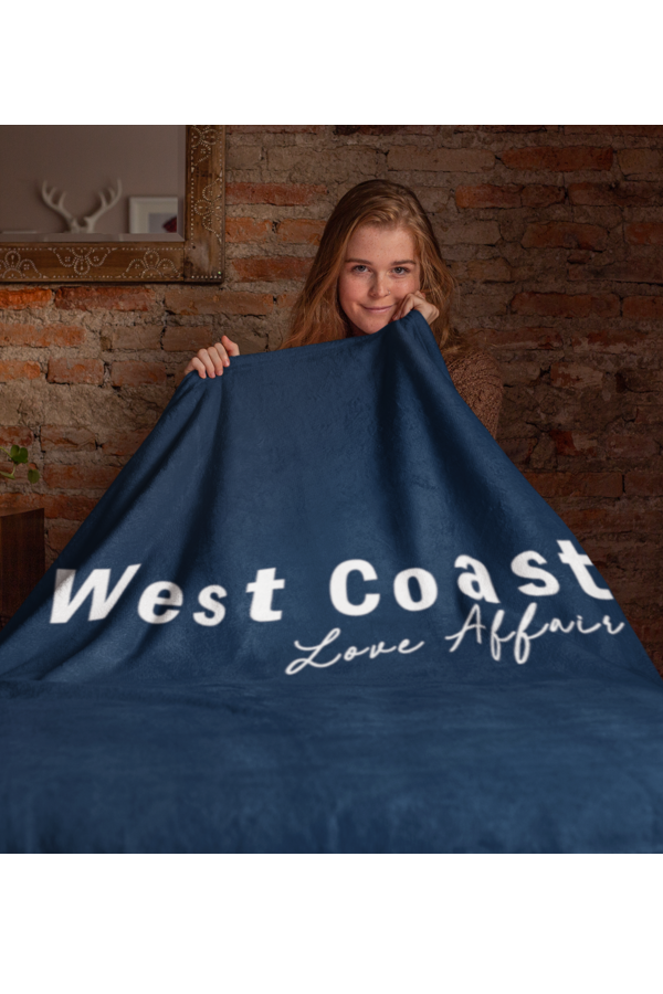 West Coast Love Affair Blanket | Navy