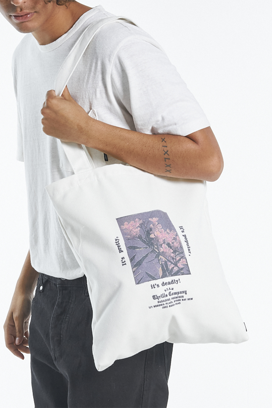 Pretty Deadly Popular Tote | White - Main Image Number 1 of 1